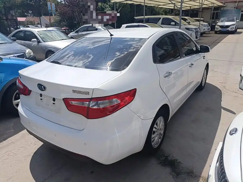 Kia K2 — миниатюра 7