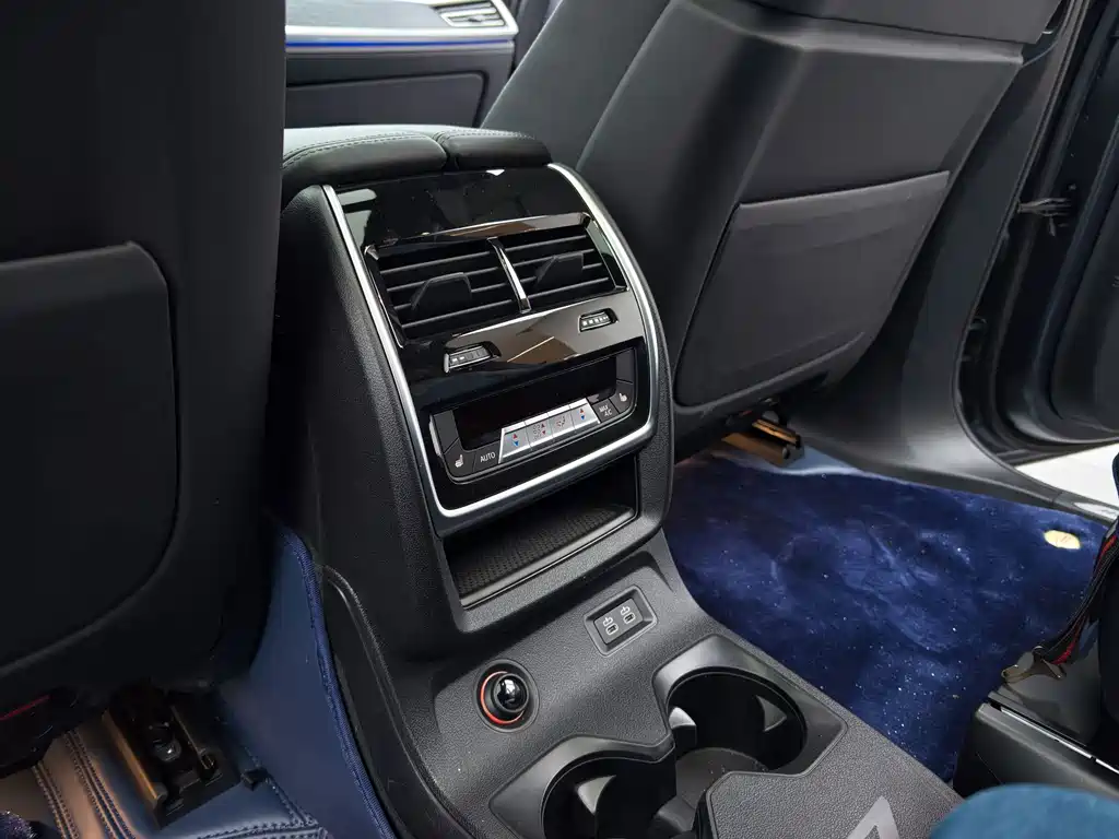 BMW X7 — миниатюра 18