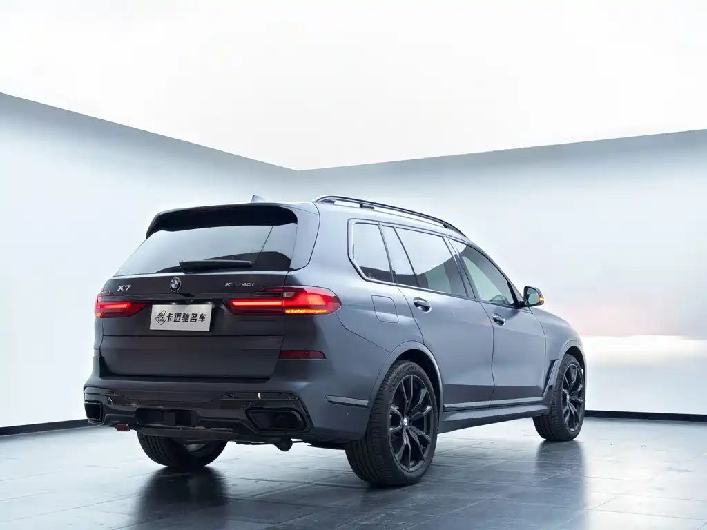 BMW X7 — миниатюра 4