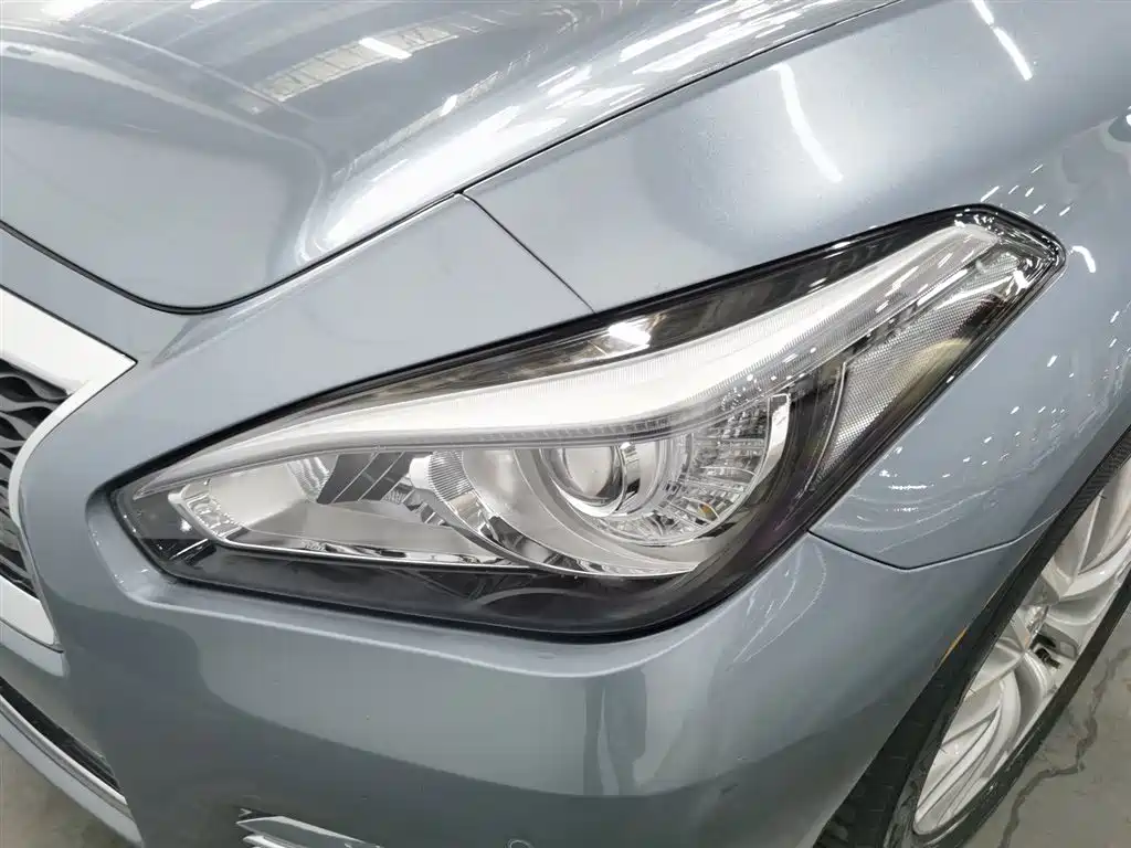 Infiniti Q70 2019 Q70L 2.0T Enjoy