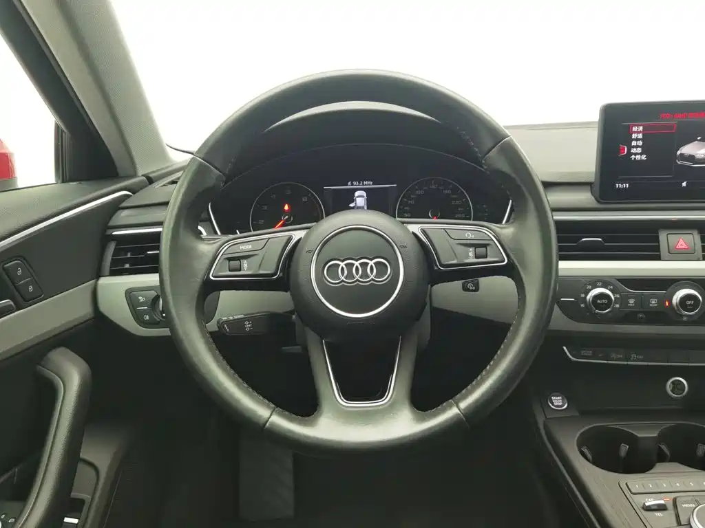 Audi A4L — миниатюра 11