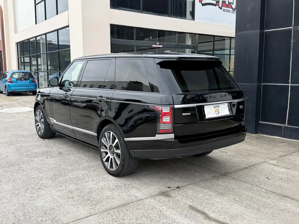 Land Rover Range Rover — миниатюра 12