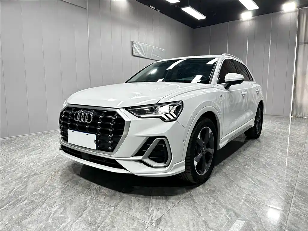 Audi Q3 2022 35 TFSI Fashion Dynamic Type