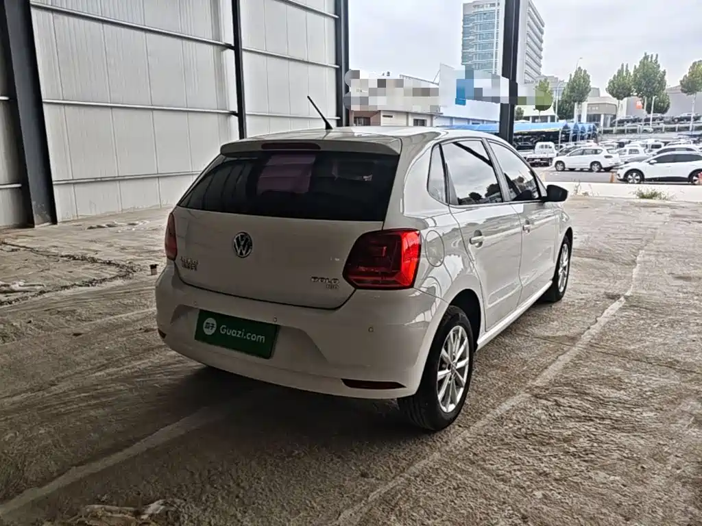 Volkswagen Polo — миниатюра 7