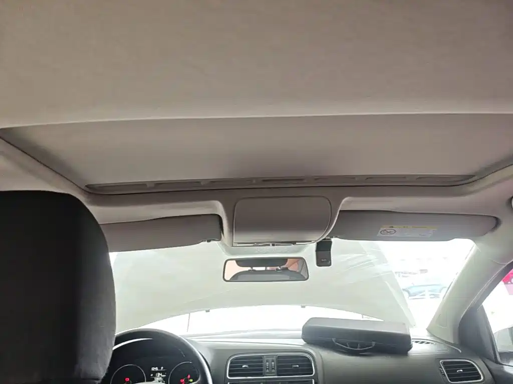Volkswagen Polo — миниатюра 18