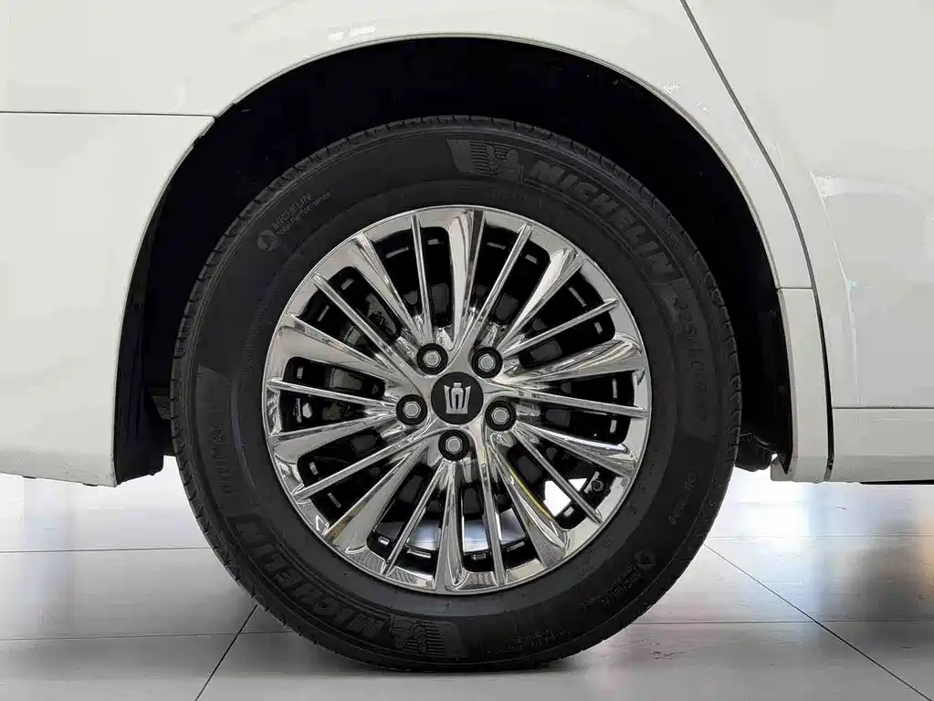 Toyota Vellfire — миниатюра 4