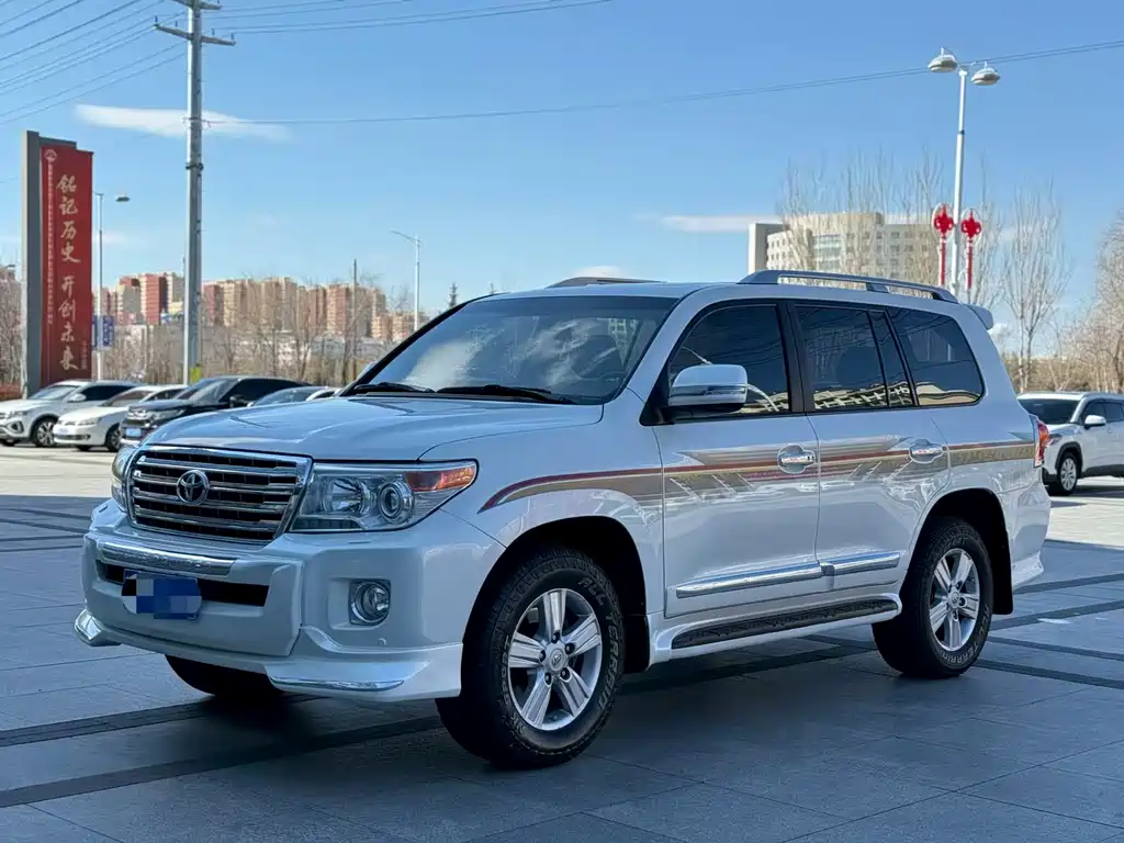Toyota Land Cruiser 2014