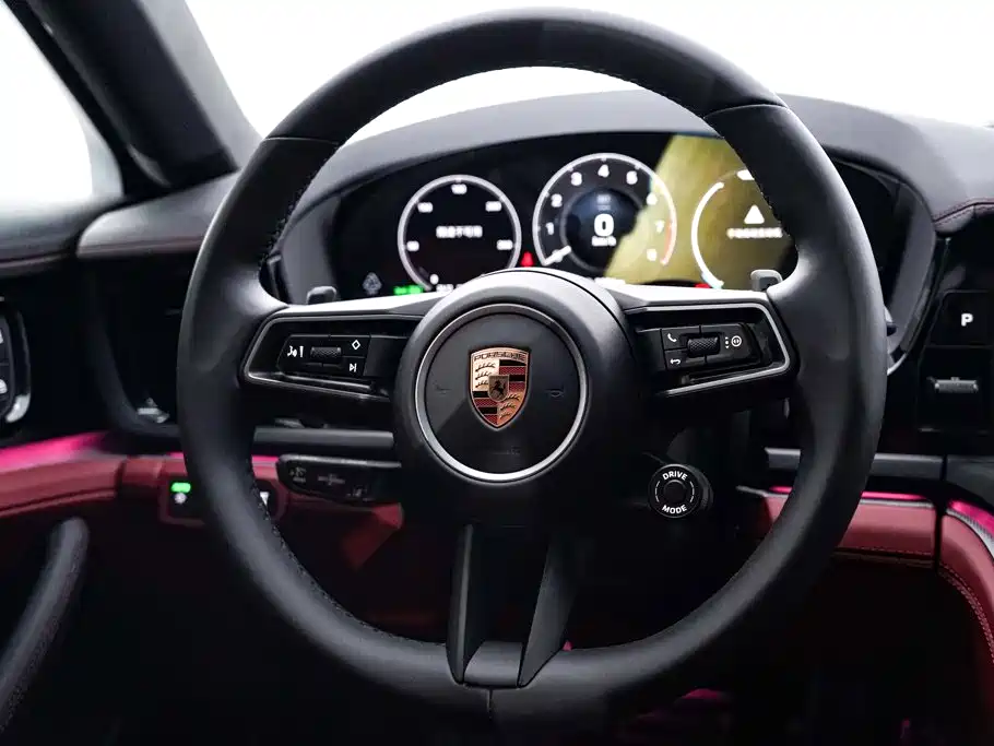 Porsche Panamera — миниатюра 16