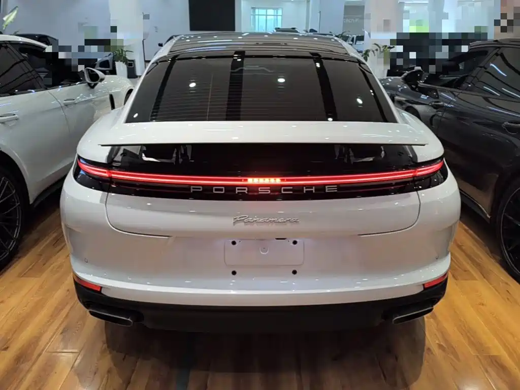 Porsche Panamera — миниатюра 6