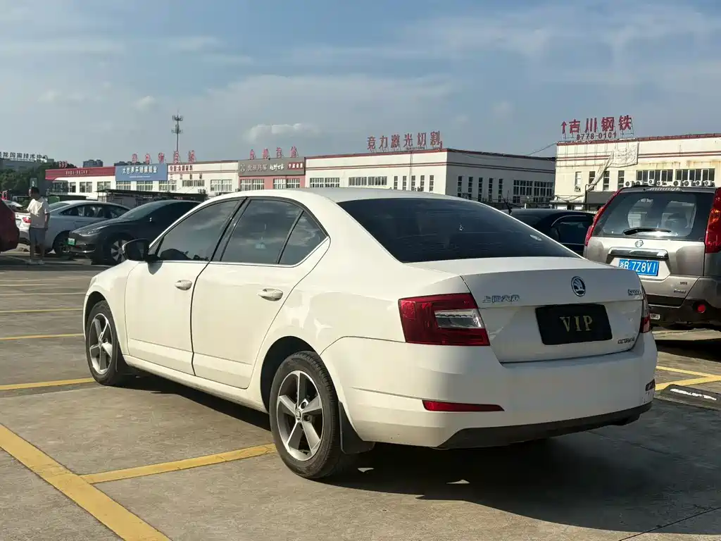 SKODA OCTAVIA