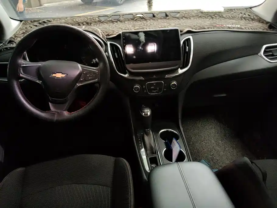 Chevrolet Equinox — миниатюра 12
