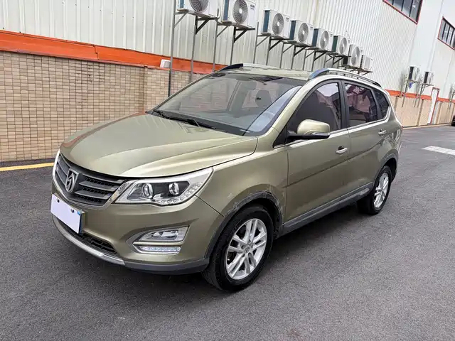 BAOJUN 560