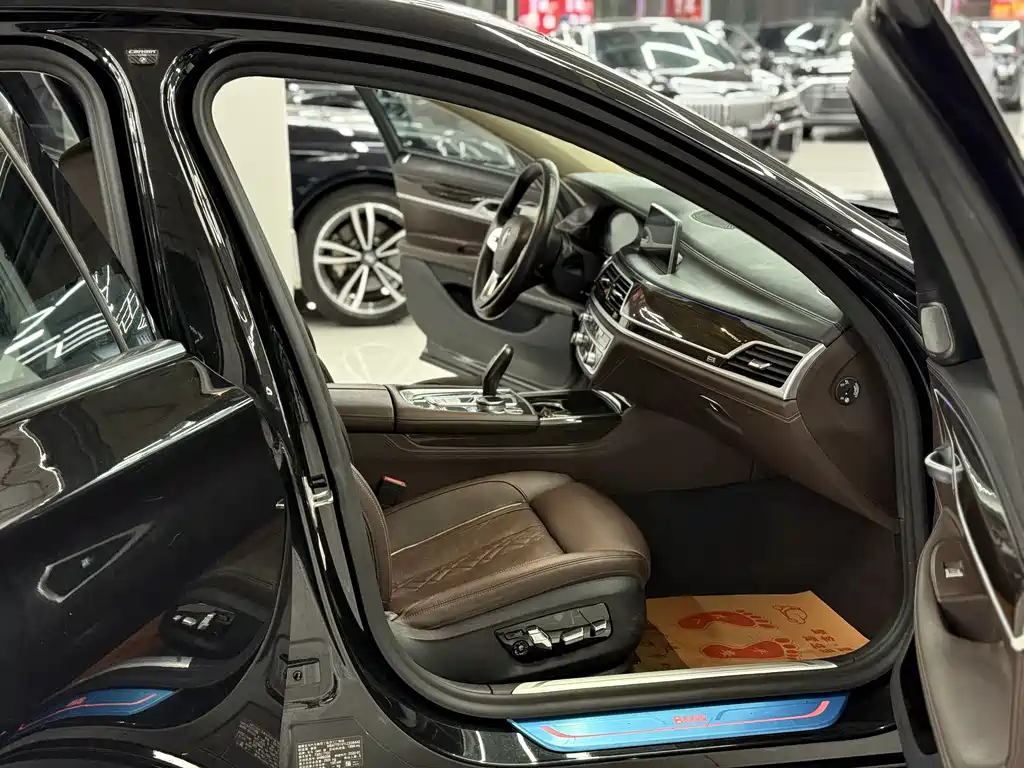 BMW 7 Series 7 2019 730Li Luxury