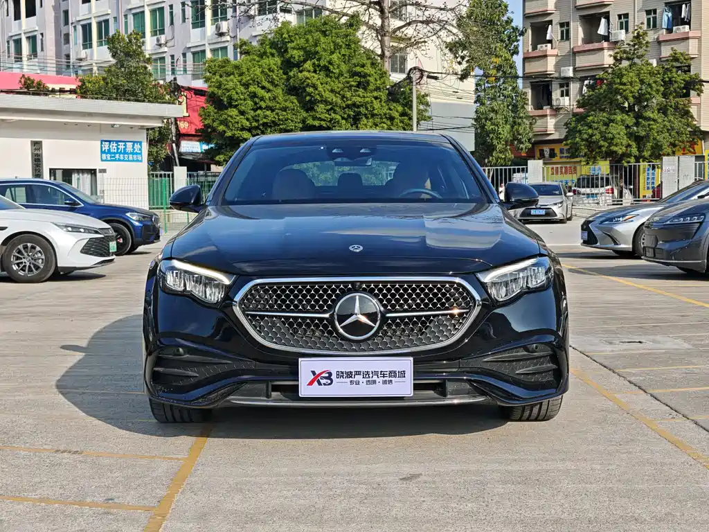 MERCEDES-BENZ E CLASS