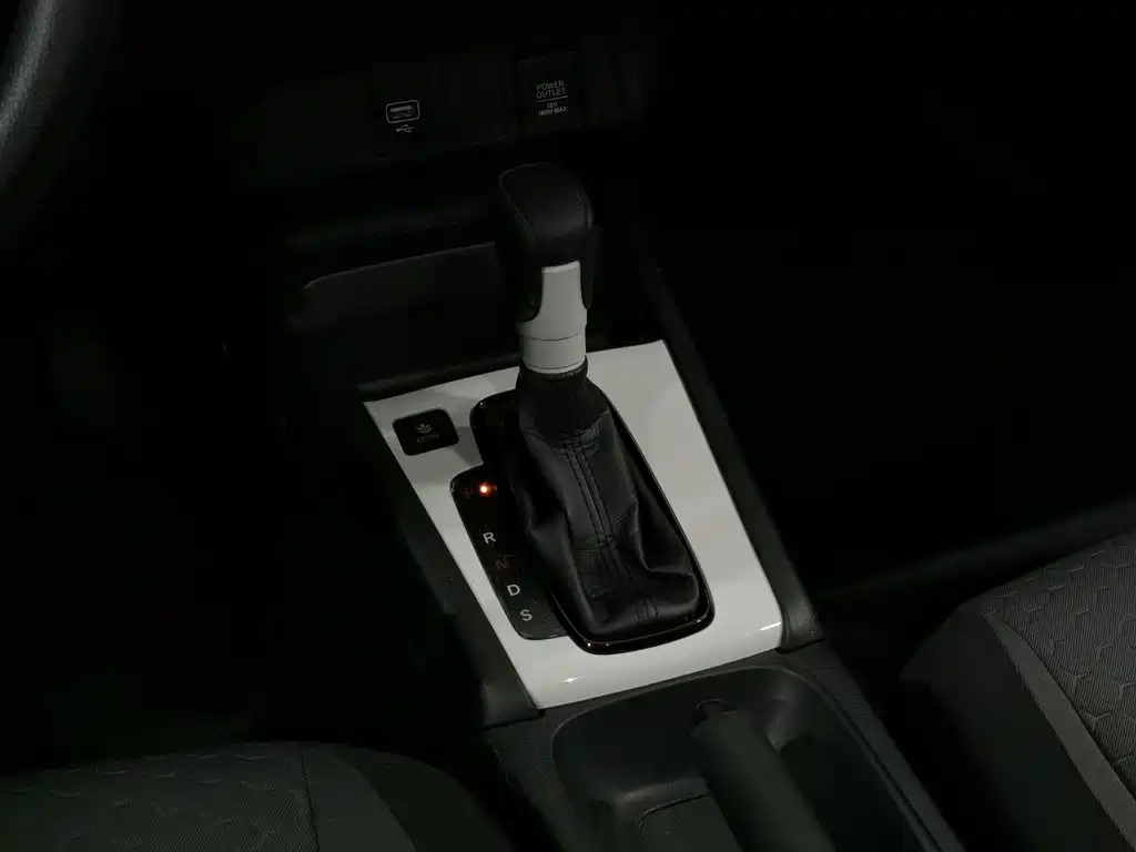 Honda Fit — миниатюра 13