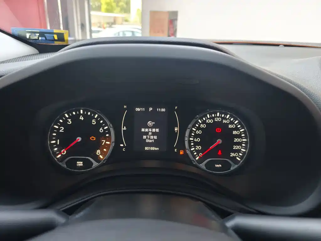 Jeep Renegade — миниатюра 15