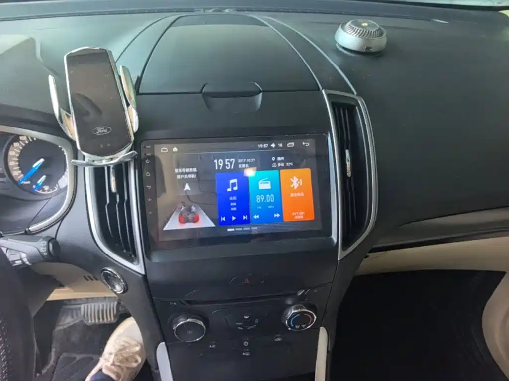 Ford Edge — миниатюра 13