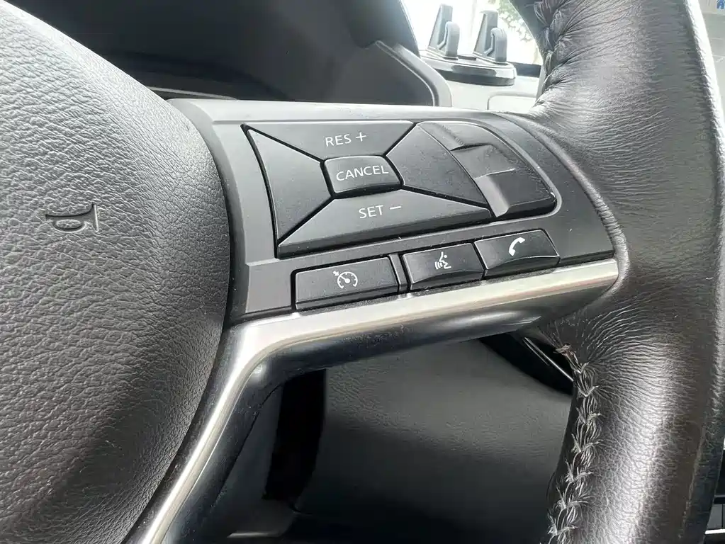 Nissan Teana — миниатюра 10