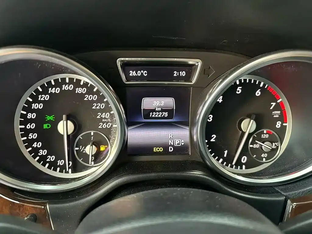 Mercedes-Benz M-Class — миниатюра 4