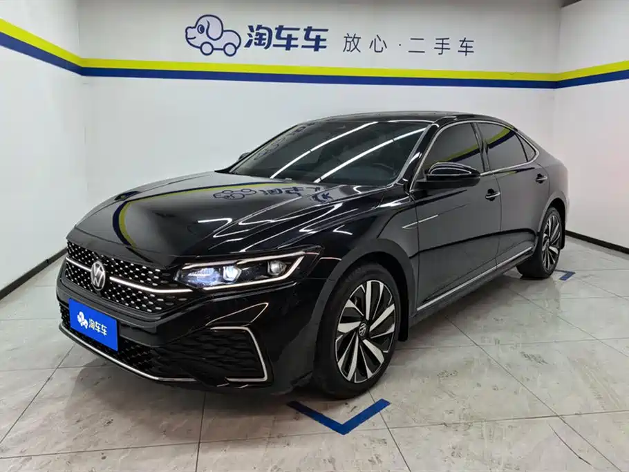Volkswagen Passat 2021