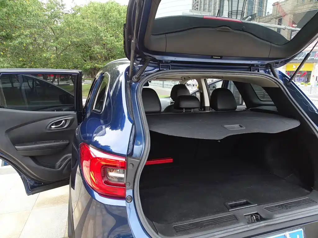 Renault Kadjar — миниатюра 45
