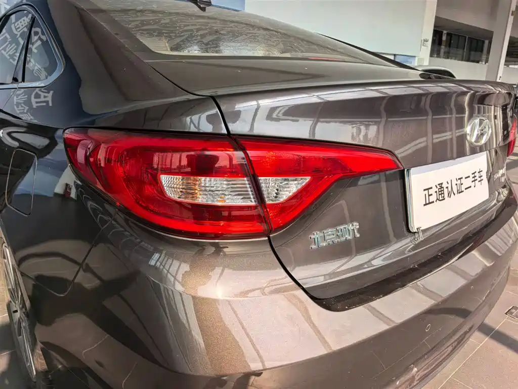 Hyundai Sonata — миниатюра 10