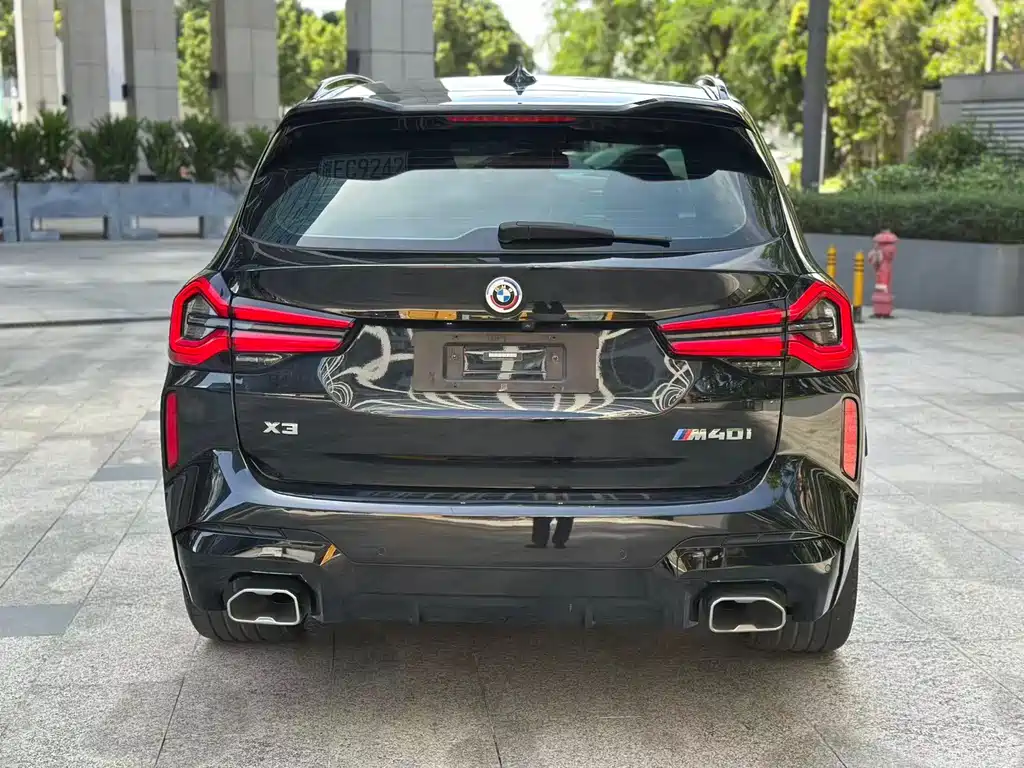 BMW X3 M40I