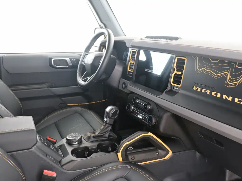 Ford Bronco — миниатюра 7