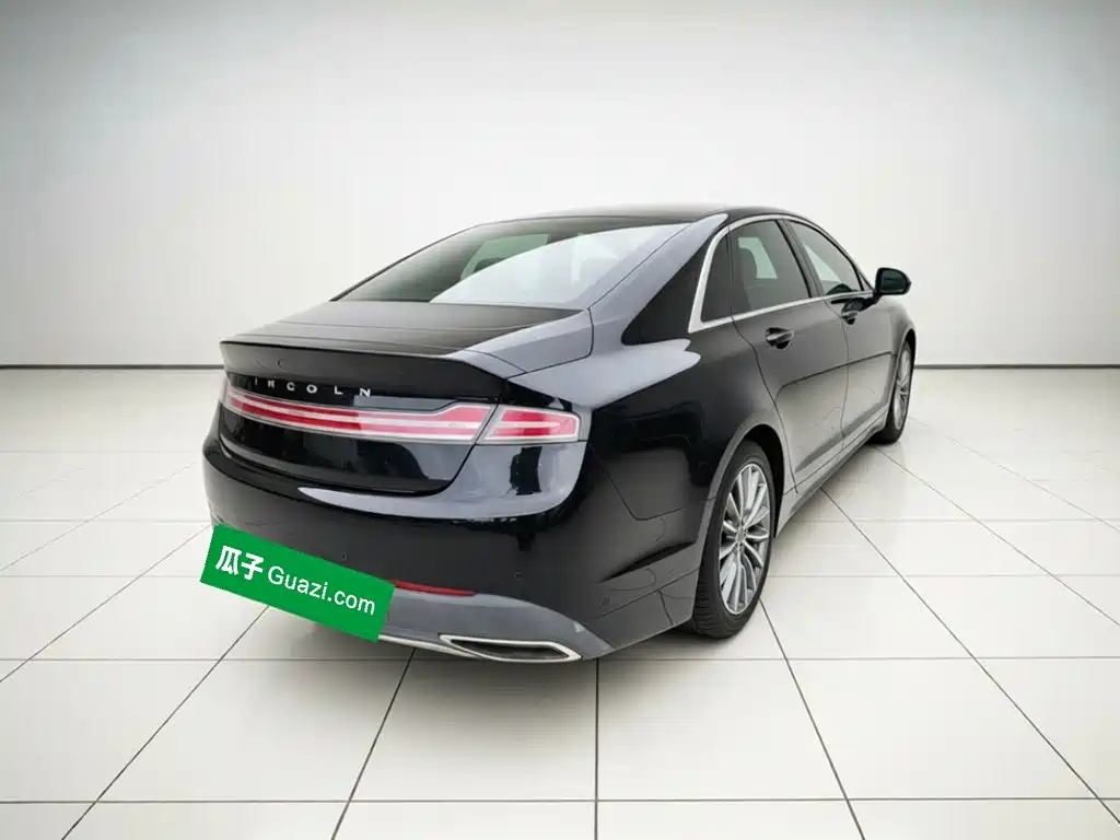 Lincoln MKZ — миниатюра 6