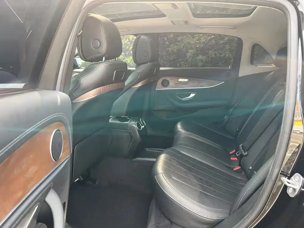 Mercedes-Benz E-Class E 2016 E 300 L Fashion