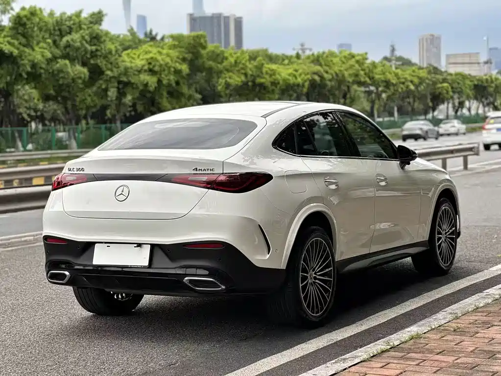 Mercedes-Benz GLC 2024 GLC 300 4MATIC SUV
