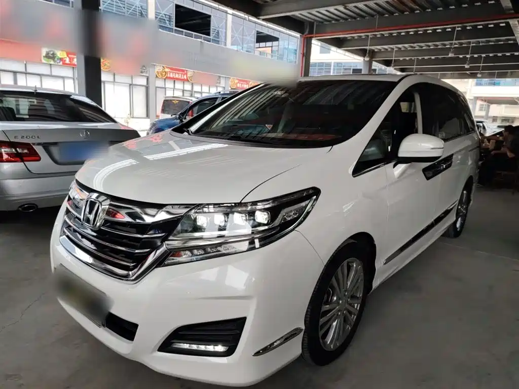 Honda Elysion 2016 2.4L Luxury