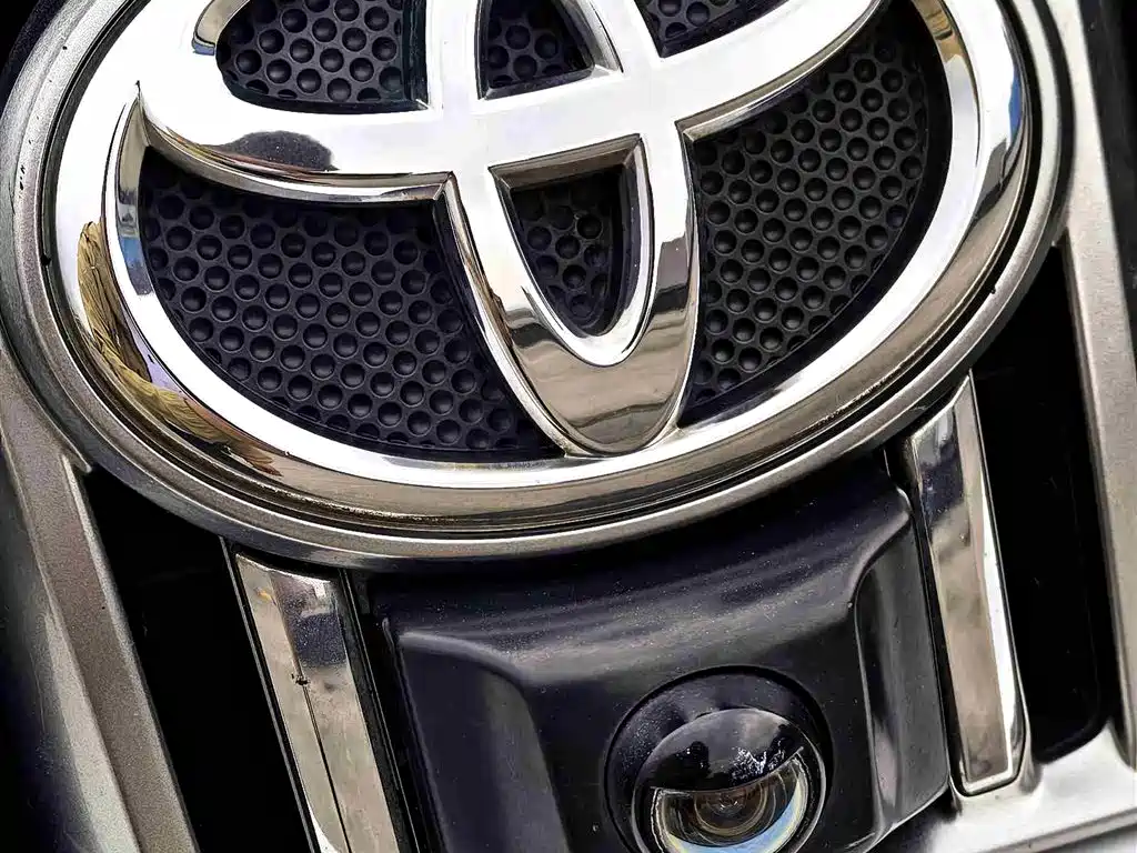 Toyota Land Cruiser Prado 2010 4.0L AT VX NAVI
