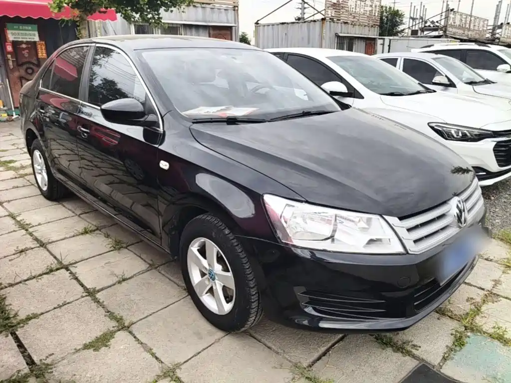 Volkswagen Santana — миниатюра 4