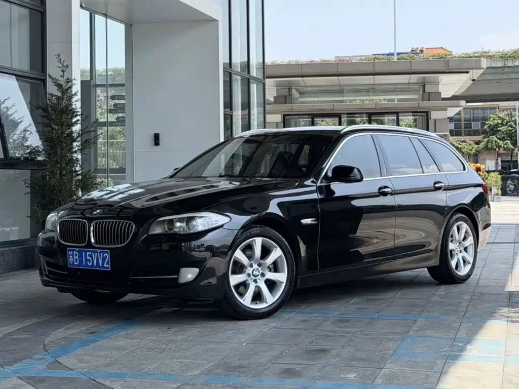 BMW 5 Series (Import)