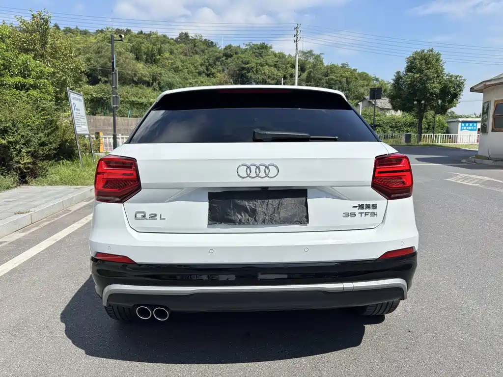 Audi Q2L — миниатюра 23