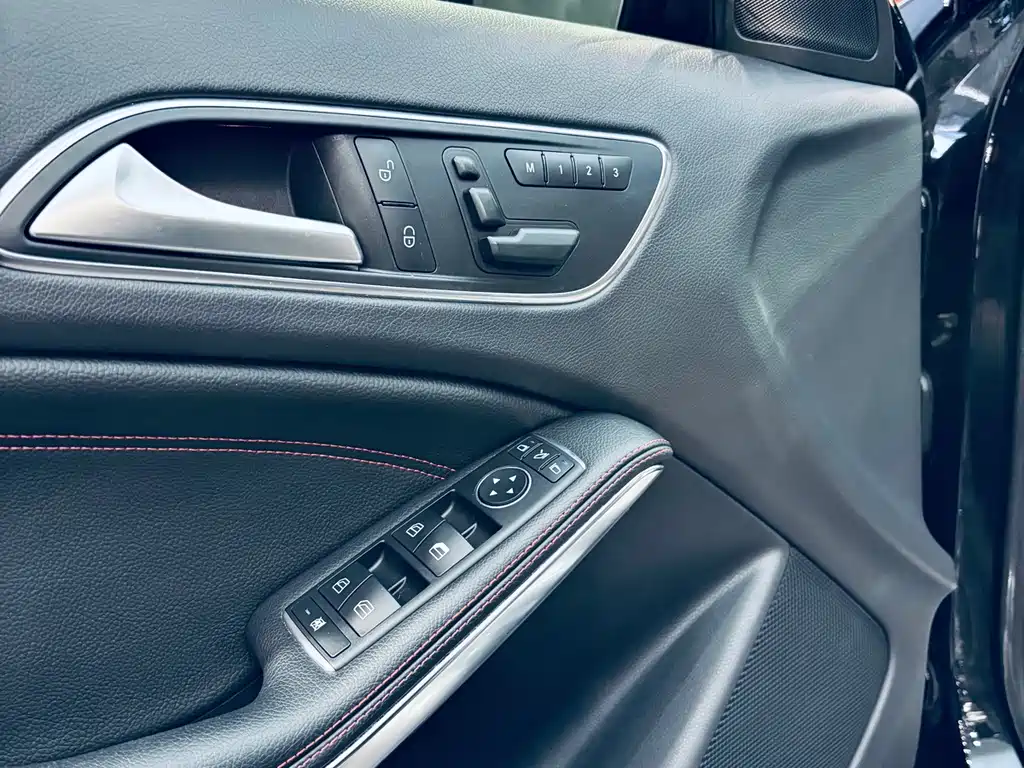 Mercedes-Benz A-Class AMG (Import) — миниатюра 7