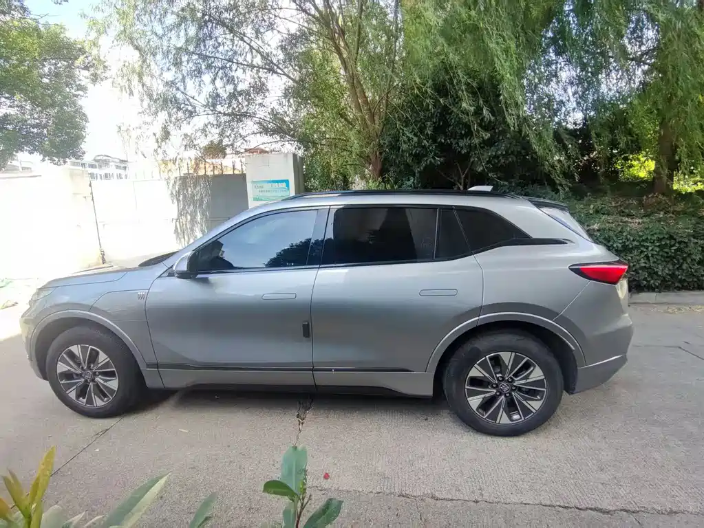 Buick E5 — миниатюра 2