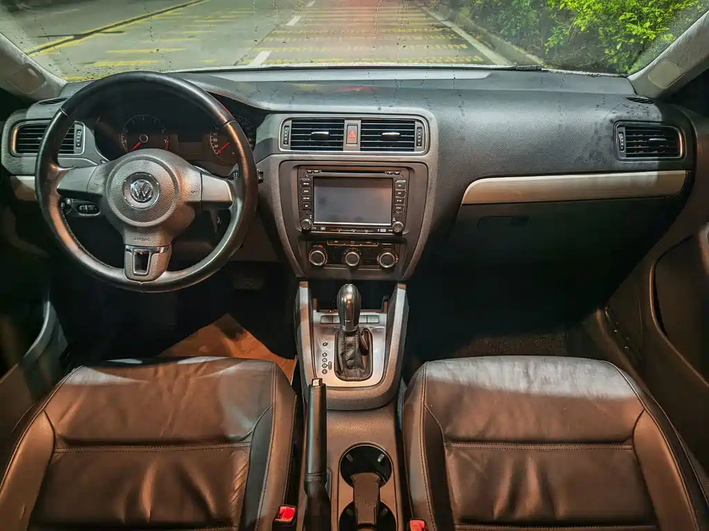 Volkswagen Sagitar — миниатюра 9