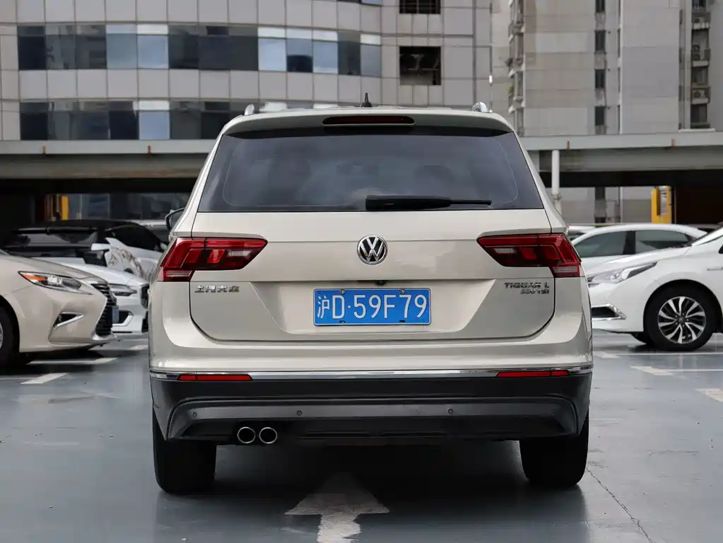 Volkswagen Tiguan L — миниатюра 5