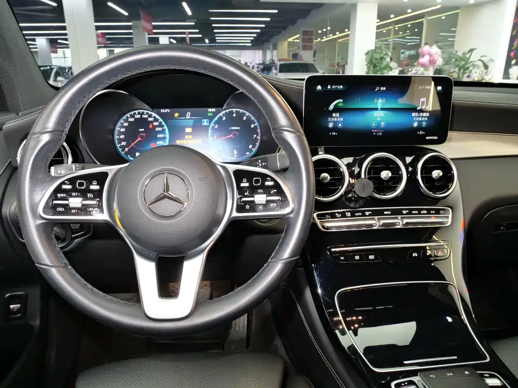 MERCEDES-BENZ GLC COUPE