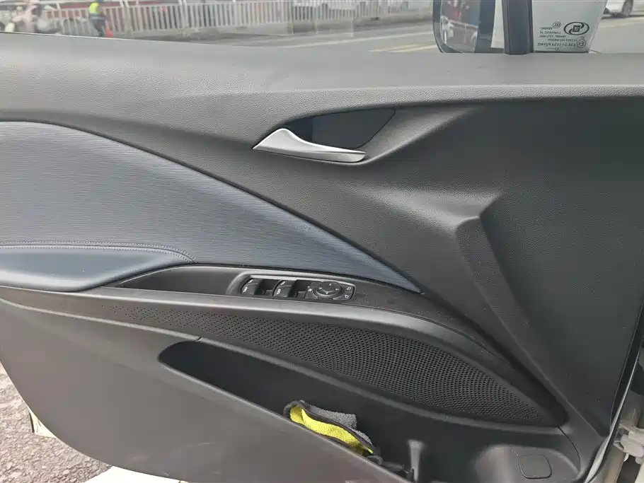 BUICK SLIGHTLY BLUE 6