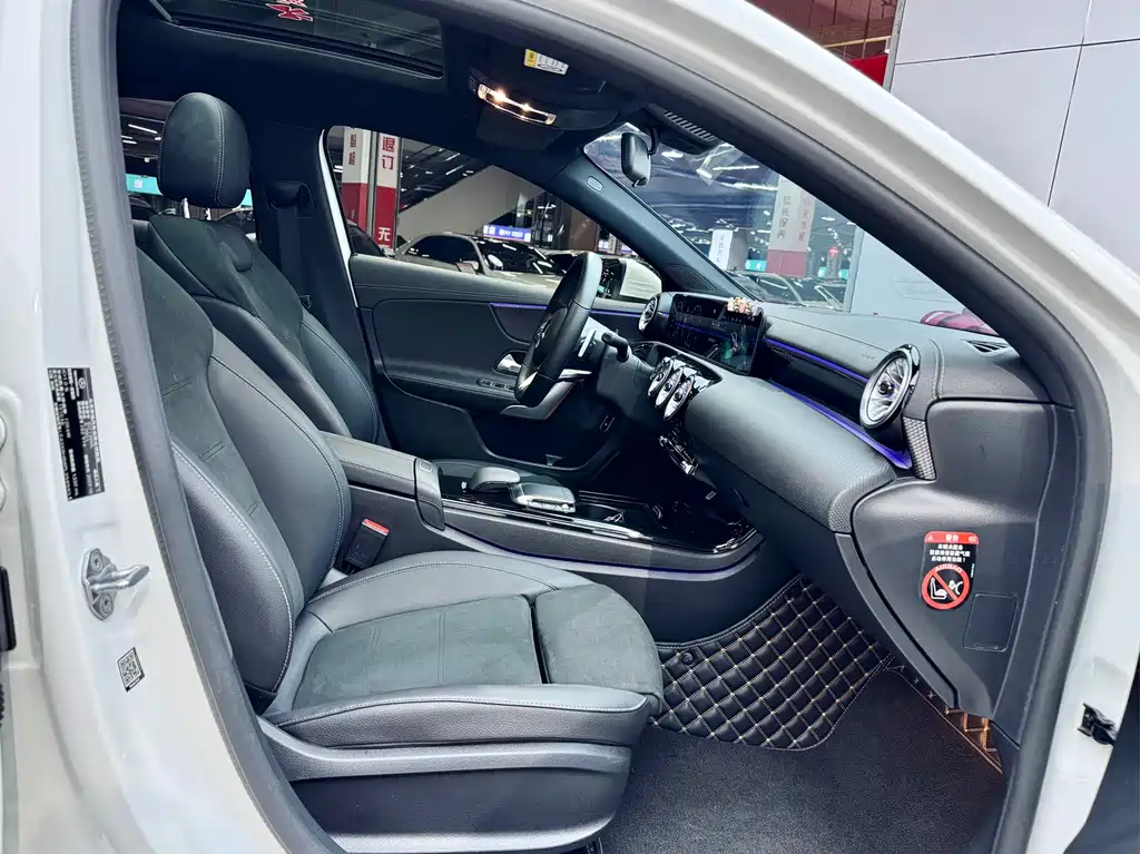 MERCEDES-BENZ A CLASS