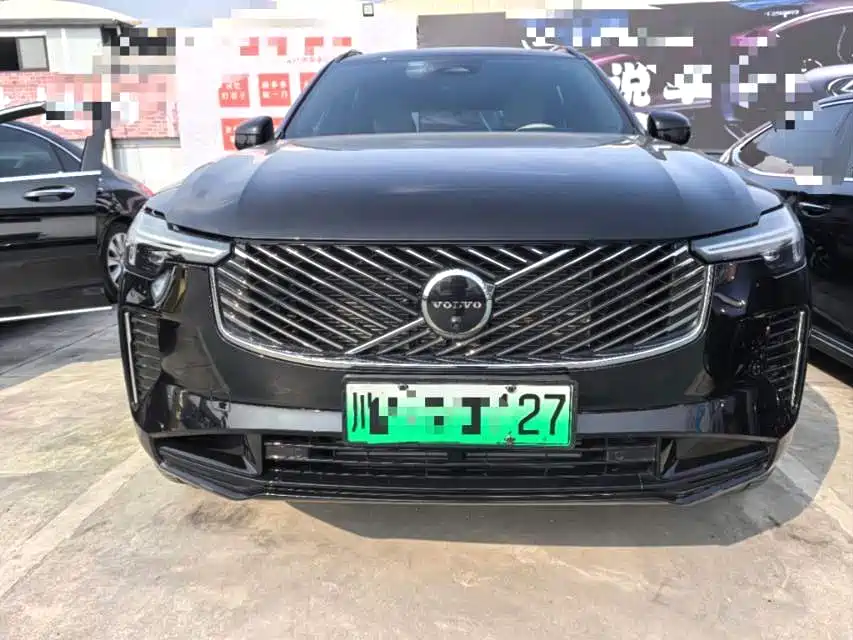 VOLVO XC90 PLUG IN HYBRID