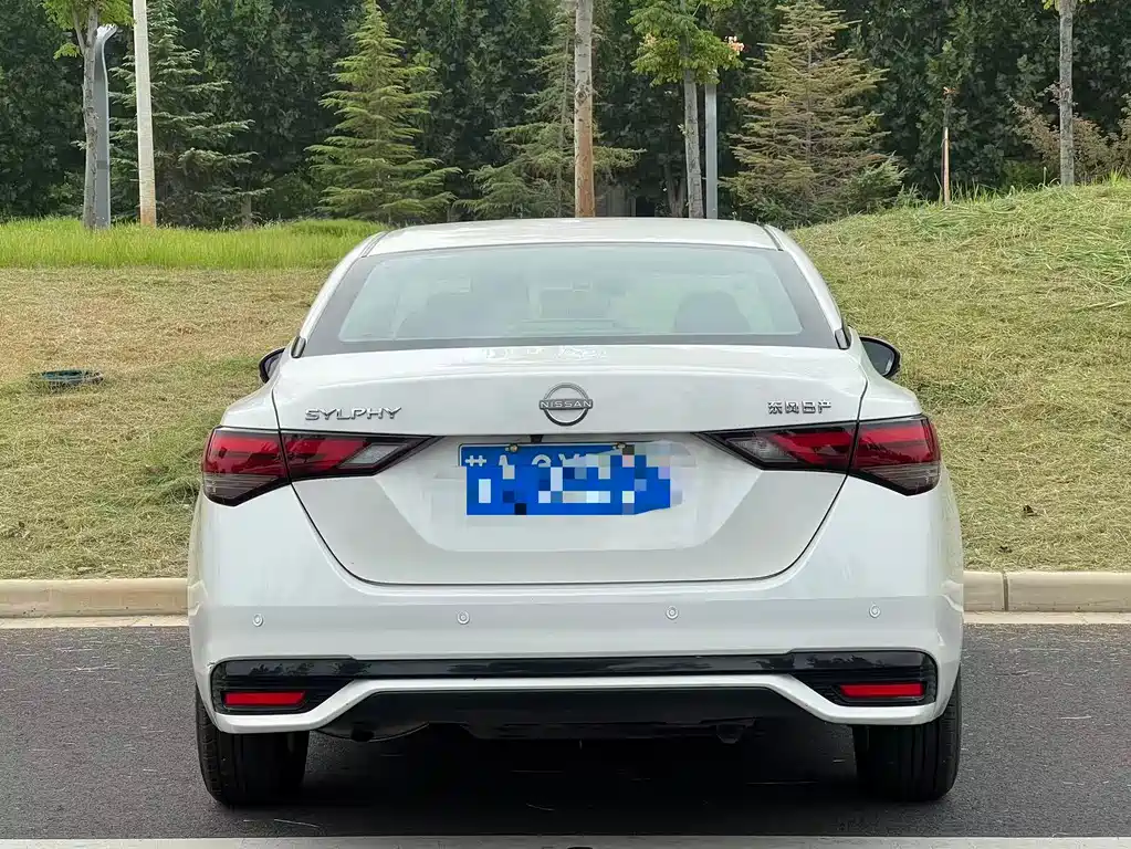 Nissan Sylphy — миниатюра 10