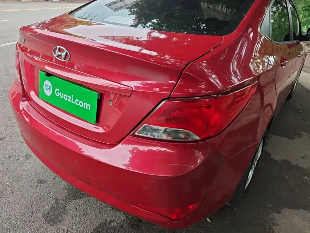 Hyundai Verna — миниатюра 8