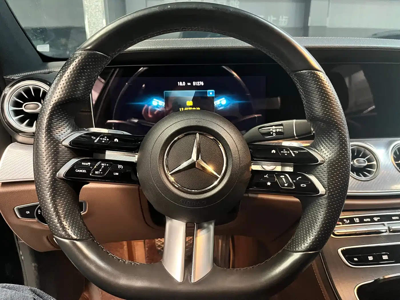 Mercedes-Benz E-Class id 4622557 из Китая 10