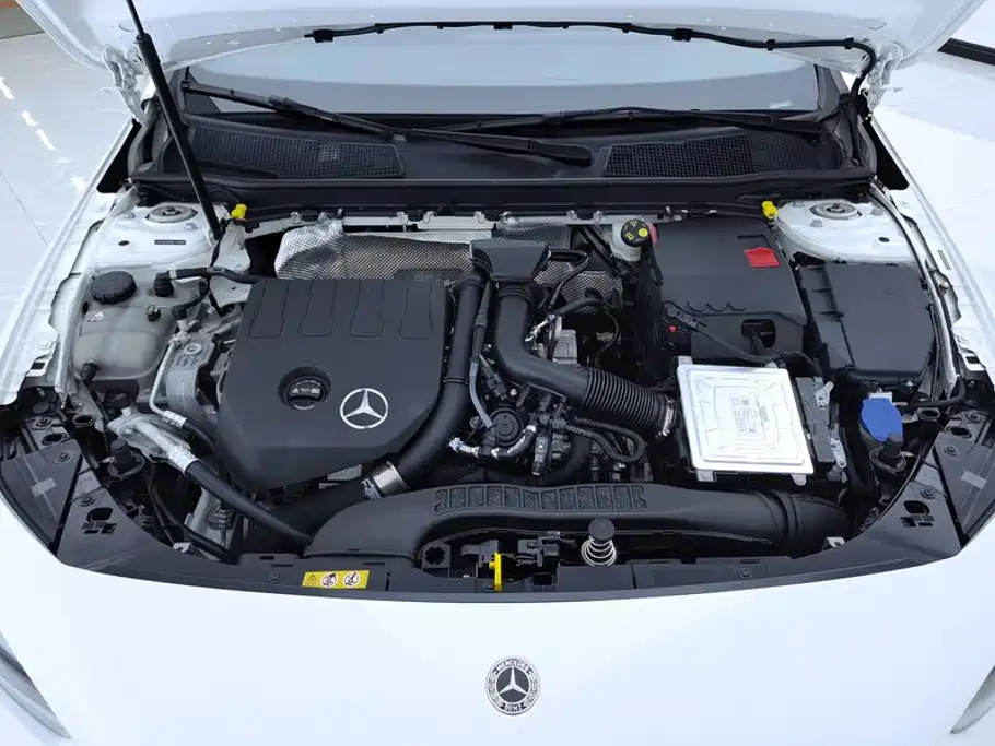 Mercedes-Benz A-Class — миниатюра 10