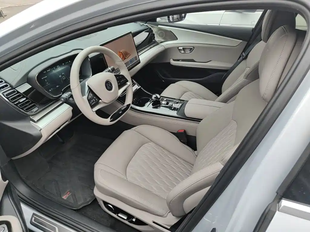 BYD Han — миниатюра 15