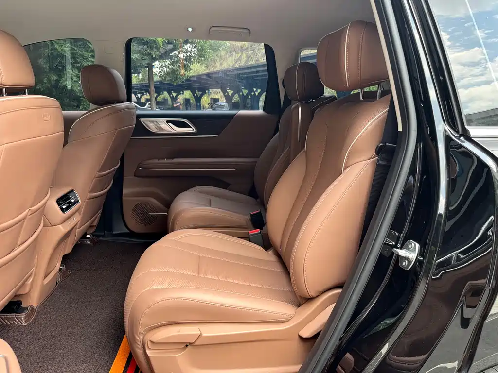 Wuling Xingguang L — миниатюра 12